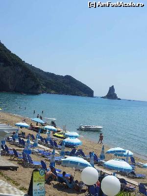 [P01] Marea de turcoaz si stanca in mare-caracteristica statiunii Agios Gordis-vedere de la terasa tavernei Thalassa » foto by FrancescaClara
 - 
<span class="allrVoted glyphicon glyphicon-heart hidden" id="av518798"></span>
<a class="m-l-10 hidden" id="sv518798" onclick="voting_Foto_DelVot(,518798,6598)" role="button">șterge vot <span class="glyphicon glyphicon-remove"></span></a>
<a id="v9518798" class=" c-red"  onclick="voting_Foto_SetVot(518798)" role="button"><span class="glyphicon glyphicon-heart-empty"></span> <b>LIKE</b> = Votează poza</a> <img class="hidden"  id="f518798W9" src="/imagini/loader.gif" border="0" /><span class="AjErrMes hidden" id="e518798ErM"></span>