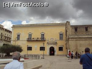 [P07] Palazzo del Governo, Piazza Veneto.  » foto by Carmen Ion
 - 
<span class="allrVoted glyphicon glyphicon-heart hidden" id="av754310"></span>
<a class="m-l-10 hidden" id="sv754310" onclick="voting_Foto_DelVot(,754310,6642)" role="button">șterge vot <span class="glyphicon glyphicon-remove"></span></a>
<a id="v9754310" class=" c-red"  onclick="voting_Foto_SetVot(754310)" role="button"><span class="glyphicon glyphicon-heart-empty"></span> <b>LIKE</b> = Votează poza</a> <img class="hidden"  id="f754310W9" src="/imagini/loader.gif" border="0" /><span class="AjErrMes hidden" id="e754310ErM"></span>