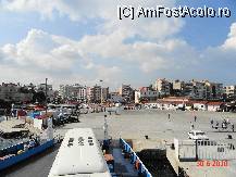 [P23] Canakkale vazut de pe ferryboat » foto by cosminp
 - 
<span class="allrVoted glyphicon glyphicon-heart hidden" id="av106305"></span>
<a class="m-l-10 hidden" id="sv106305" onclick="voting_Foto_DelVot(,106305,6661)" role="button">șterge vot <span class="glyphicon glyphicon-remove"></span></a>
<a id="v9106305" class=" c-red"  onclick="voting_Foto_SetVot(106305)" role="button"><span class="glyphicon glyphicon-heart-empty"></span> <b>LIKE</b> = Votează poza</a> <img class="hidden"  id="f106305W9" src="/imagini/loader.gif" border="0" /><span class="AjErrMes hidden" id="e106305ErM"></span>