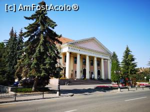 [P16] Teatrul de lângă parc » foto by crismis
 - 
<span class="allrVoted glyphicon glyphicon-heart hidden" id="av1197982"></span>
<a class="m-l-10 hidden" id="sv1197982" onclick="voting_Foto_DelVot(,1197982,6675)" role="button">șterge vot <span class="glyphicon glyphicon-remove"></span></a>
<a id="v91197982" class=" c-red"  onclick="voting_Foto_SetVot(1197982)" role="button"><span class="glyphicon glyphicon-heart-empty"></span> <b>LIKE</b> = Votează poza</a> <img class="hidden"  id="f1197982W9" src="/imagini/loader.gif" border="0" /><span class="AjErrMes hidden" id="e1197982ErM"></span>