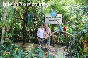 [P40] Foz do Iguaçu, Parcul Păsărilor, Întâlnirea cu Papagalii, loc pentru pozat, gratuit... » foto by mprofeanu
 - 
<span class="allrVoted glyphicon glyphicon-heart hidden" id="av1158771"></span>
<a class="m-l-10 hidden" id="sv1158771" onclick="voting_Foto_DelVot(,1158771,6751)" role="button">șterge vot <span class="glyphicon glyphicon-remove"></span></a>
<a id="v91158771" class=" c-red"  onclick="voting_Foto_SetVot(1158771)" role="button"><span class="glyphicon glyphicon-heart-empty"></span> <b>LIKE</b> = Votează poza</a> <img class="hidden"  id="f1158771W9" src="/imagini/loader.gif" border="0" /><span class="AjErrMes hidden" id="e1158771ErM"></span>