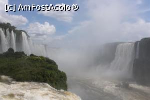 [P59] Foz do Iguaçu, Parcul Național Iguaçu, Cascada Garganta del Diablo în centru flancată pe malul brazilian de Cascada Union și de Cascadele Mitre și Belgrano pe malul argentinian » foto by mprofeanu
 - 
<span class="allrVoted glyphicon glyphicon-heart hidden" id="av1158790"></span>
<a class="m-l-10 hidden" id="sv1158790" onclick="voting_Foto_DelVot(,1158790,6751)" role="button">șterge vot <span class="glyphicon glyphicon-remove"></span></a>
<a id="v91158790" class=" c-red"  onclick="voting_Foto_SetVot(1158790)" role="button"><span class="glyphicon glyphicon-heart-empty"></span> <b>LIKE</b> = Votează poza</a> <img class="hidden"  id="f1158790W9" src="/imagini/loader.gif" border="0" /><span class="AjErrMes hidden" id="e1158790ErM"></span>