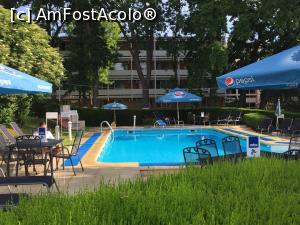 [P05] Piscina » foto by Coniss
 - 
<span class="allrVoted glyphicon glyphicon-heart hidden" id="av861060"></span>
<a class="m-l-10 hidden" id="sv861060" onclick="voting_Foto_DelVot(,861060,6772)" role="button">șterge vot <span class="glyphicon glyphicon-remove"></span></a>
<a id="v9861060" class=" c-red"  onclick="voting_Foto_SetVot(861060)" role="button"><span class="glyphicon glyphicon-heart-empty"></span> <b>LIKE</b> = Votează poza</a> <img class="hidden"  id="f861060W9" src="/imagini/loader.gif" border="0" /><span class="AjErrMes hidden" id="e861060ErM"></span>