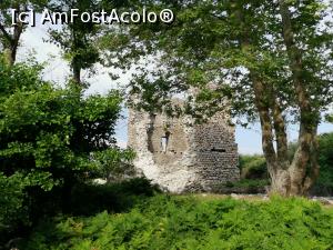 [P05] Phonias Tower, al doilea turn al genovezilor. Se află între Therma și plaja de pietricele negre, în partea nordică a insulei.  » foto by Aurici
 - 
<span class="allrVoted glyphicon glyphicon-heart hidden" id="av1082914"></span>
<a class="m-l-10 hidden" id="sv1082914" onclick="voting_Foto_DelVot(,1082914,6801)" role="button">șterge vot <span class="glyphicon glyphicon-remove"></span></a>
<a id="v91082914" class=" c-red"  onclick="voting_Foto_SetVot(1082914)" role="button"><span class="glyphicon glyphicon-heart-empty"></span> <b>LIKE</b> = Votează poza</a> <img class="hidden"  id="f1082914W9" src="/imagini/loader.gif" border="0" /><span class="AjErrMes hidden" id="e1082914ErM"></span>