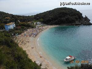 [P03] Sarakiniko Beach - Vedere de pe terasa Tavernei Agali.  » foto by iulianic
 - 
<span class="allrVoted glyphicon glyphicon-heart hidden" id="av680200"></span>
<a class="m-l-10 hidden" id="sv680200" onclick="voting_Foto_DelVot(,680200,6811)" role="button">șterge vot <span class="glyphicon glyphicon-remove"></span></a>
<a id="v9680200" class=" c-red"  onclick="voting_Foto_SetVot(680200)" role="button"><span class="glyphicon glyphicon-heart-empty"></span> <b>LIKE</b> = Votează poza</a> <img class="hidden"  id="f680200W9" src="/imagini/loader.gif" border="0" /><span class="AjErrMes hidden" id="e680200ErM"></span>