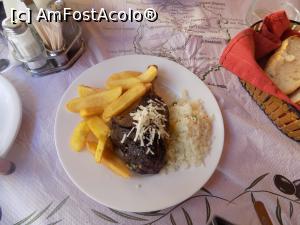 [P05] Taverna Elena,Panagia
Miel la rotisor » foto by over
 - 
<span class="allrVoted glyphicon glyphicon-heart hidden" id="av880171"></span>
<a class="m-l-10 hidden" id="sv880171" onclick="voting_Foto_DelVot(,880171,6854)" role="button">șterge vot <span class="glyphicon glyphicon-remove"></span></a>
<a id="v9880171" class=" c-red"  onclick="voting_Foto_SetVot(880171)" role="button"><span class="glyphicon glyphicon-heart-empty"></span> <b>LIKE</b> = Votează poza</a> <img class="hidden"  id="f880171W9" src="/imagini/loader.gif" border="0" /><span class="AjErrMes hidden" id="e880171ErM"></span>