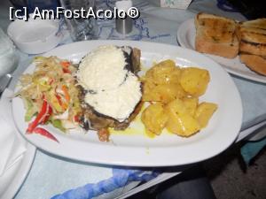 [P06] Taverna Korali, Skala Potamia
Miel 7 ore, mmmmmmhhh...  » foto by over
 - 
<span class="allrVoted glyphicon glyphicon-heart hidden" id="av880172"></span>
<a class="m-l-10 hidden" id="sv880172" onclick="voting_Foto_DelVot(,880172,6854)" role="button">șterge vot <span class="glyphicon glyphicon-remove"></span></a>
<a id="v9880172" class=" c-red"  onclick="voting_Foto_SetVot(880172)" role="button"><span class="glyphicon glyphicon-heart-empty"></span> <b>LIKE</b> = Votează poza</a> <img class="hidden"  id="f880172W9" src="/imagini/loader.gif" border="0" /><span class="AjErrMes hidden" id="e880172ErM"></span>