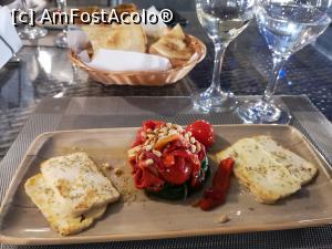 [P25] B' Arca Restaurant; haloumi cu spanac și ardei copt » foto by crismis
 - 
<span class="allrVoted glyphicon glyphicon-heart hidden" id="av1138448"></span>
<a class="m-l-10 hidden" id="sv1138448" onclick="voting_Foto_DelVot(,1138448,6877)" role="button">șterge vot <span class="glyphicon glyphicon-remove"></span></a>
<a id="v91138448" class=" c-red"  onclick="voting_Foto_SetVot(1138448)" role="button"><span class="glyphicon glyphicon-heart-empty"></span> <b>LIKE</b> = Votează poza</a> <img class="hidden"  id="f1138448W9" src="/imagini/loader.gif" border="0" /><span class="AjErrMes hidden" id="e1138448ErM"></span>