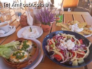 [P01] Masa noastra la Nikos Taverna » foto by mirunat
 - 
<span class="allrVoted glyphicon glyphicon-heart hidden" id="av973705"></span>
<a class="m-l-10 hidden" id="sv973705" onclick="voting_Foto_DelVot(,973705,6877)" role="button">șterge vot <span class="glyphicon glyphicon-remove"></span></a>
<a id="v9973705" class=" c-red"  onclick="voting_Foto_SetVot(973705)" role="button"><span class="glyphicon glyphicon-heart-empty"></span> <b>LIKE</b> = Votează poza</a> <img class="hidden"  id="f973705W9" src="/imagini/loader.gif" border="0" /><span class="AjErrMes hidden" id="e973705ErM"></span>