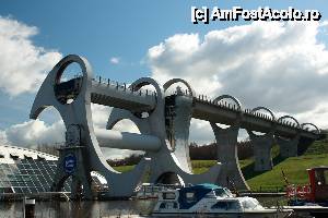 [P22] Falkirk Wheel - faza 5.  » foto by ariciu*
 - 
<span class="allrVoted glyphicon glyphicon-heart hidden" id="av502399"></span>
<a class="m-l-10 hidden" id="sv502399" onclick="voting_Foto_DelVot(,502399,6898)" role="button">șterge vot <span class="glyphicon glyphicon-remove"></span></a>
<a id="v9502399" class=" c-red"  onclick="voting_Foto_SetVot(502399)" role="button"><span class="glyphicon glyphicon-heart-empty"></span> <b>LIKE</b> = Votează poza</a> <img class="hidden"  id="f502399W9" src="/imagini/loader.gif" border="0" /><span class="AjErrMes hidden" id="e502399ErM"></span>