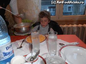 [P05] Kon Tiki Restaurant - cam așa se servește ciorba de burtă » foto by sunflower
 - 
<span class="allrVoted glyphicon glyphicon-heart hidden" id="av665528"></span>
<a class="m-l-10 hidden" id="sv665528" onclick="voting_Foto_DelVot(,665528,6927)" role="button">șterge vot <span class="glyphicon glyphicon-remove"></span></a>
<a id="v9665528" class=" c-red"  onclick="voting_Foto_SetVot(665528)" role="button"><span class="glyphicon glyphicon-heart-empty"></span> <b>LIKE</b> = Votează poza</a> <img class="hidden"  id="f665528W9" src="/imagini/loader.gif" border="0" /><span class="AjErrMes hidden" id="e665528ErM"></span>