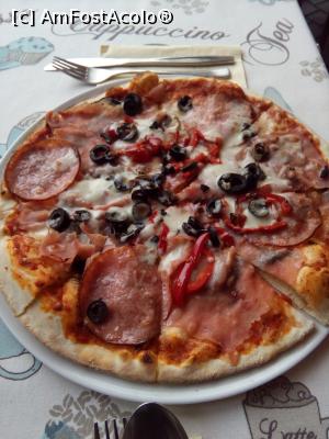 [P03] pizza Capricioasa » foto by GabrielaG
 - 
<span class="allrVoted glyphicon glyphicon-heart hidden" id="av855862"></span>
<a class="m-l-10 hidden" id="sv855862" onclick="voting_Foto_DelVot(,855862,6927)" role="button">șterge vot <span class="glyphicon glyphicon-remove"></span></a>
<a id="v9855862" class=" c-red"  onclick="voting_Foto_SetVot(855862)" role="button"><span class="glyphicon glyphicon-heart-empty"></span> <b>LIKE</b> = Votează poza</a> <img class="hidden"  id="f855862W9" src="/imagini/loader.gif" border="0" /><span class="AjErrMes hidden" id="e855862ErM"></span>