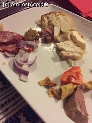 [P30] Asta a mai rămas din aperitivul nostru, am uitat să fac poză la început » foto by krisstinna
 - 
<span class="allrVoted glyphicon glyphicon-heart hidden" id="av824764"></span>
<a class="m-l-10 hidden" id="sv824764" onclick="voting_Foto_DelVot(,824764,6927)" role="button">șterge vot <span class="glyphicon glyphicon-remove"></span></a>
<a id="v9824764" class=" c-red"  onclick="voting_Foto_SetVot(824764)" role="button"><span class="glyphicon glyphicon-heart-empty"></span> <b>LIKE</b> = Votează poza</a> <img class="hidden"  id="f824764W9" src="/imagini/loader.gif" border="0" /><span class="AjErrMes hidden" id="e824764ErM"></span>