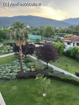 [P12] Gradina interioara » foto by Iulia Roxana
 - 
<span class="allrVoted glyphicon glyphicon-heart hidden" id="av1533768"></span>
<a class="m-l-10 hidden" id="sv1533768" onclick="voting_Foto_DelVot(,1533768,6960)" role="button">șterge vot <span class="glyphicon glyphicon-remove"></span></a>
<a id="v91533768" class=" c-red"  onclick="voting_Foto_SetVot(1533768)" role="button"><span class="glyphicon glyphicon-heart-empty"></span> <b>LIKE</b> = Votează poza</a> <img class="hidden"  id="f1533768W9" src="/imagini/loader.gif" border="0" /><span class="AjErrMes hidden" id="e1533768ErM"></span>