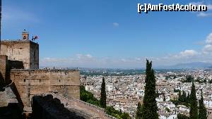 [P04] Alcazaba. In stanga este Torre de la Vela » foto by iuliaen
 - 
<span class="allrVoted glyphicon glyphicon-heart hidden" id="av550992"></span>
<a class="m-l-10 hidden" id="sv550992" onclick="voting_Foto_DelVot(,550992,7020)" role="button">șterge vot <span class="glyphicon glyphicon-remove"></span></a>
<a id="v9550992" class=" c-red"  onclick="voting_Foto_SetVot(550992)" role="button"><span class="glyphicon glyphicon-heart-empty"></span> <b>LIKE</b> = Votează poza</a> <img class="hidden"  id="f550992W9" src="/imagini/loader.gif" border="0" /><span class="AjErrMes hidden" id="e550992ErM"></span>