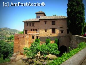 [P20] Fortareata Alcazaba » foto by simplegirl
 - 
<span class="allrVoted glyphicon glyphicon-heart hidden" id="av990823"></span>
<a class="m-l-10 hidden" id="sv990823" onclick="voting_Foto_DelVot(,990823,7020)" role="button">șterge vot <span class="glyphicon glyphicon-remove"></span></a>
<a id="v9990823" class=" c-red"  onclick="voting_Foto_SetVot(990823)" role="button"><span class="glyphicon glyphicon-heart-empty"></span> <b>LIKE</b> = Votează poza</a> <img class="hidden"  id="f990823W9" src="/imagini/loader.gif" border="0" /><span class="AjErrMes hidden" id="e990823ErM"></span>