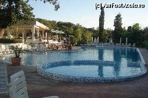[P17] piscina 3 » foto by floring1964
 - 
<span class="allrVoted glyphicon glyphicon-heart hidden" id="av355049"></span>
<a class="m-l-10 hidden" id="sv355049" onclick="voting_Foto_DelVot(,355049,7064)" role="button">șterge vot <span class="glyphicon glyphicon-remove"></span></a>
<a id="v9355049" class=" c-red"  onclick="voting_Foto_SetVot(355049)" role="button"><span class="glyphicon glyphicon-heart-empty"></span> <b>LIKE</b> = Votează poza</a> <img class="hidden"  id="f355049W9" src="/imagini/loader.gif" border="0" /><span class="AjErrMes hidden" id="e355049ErM"></span>