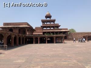 [P30] Fahtepur Sikri » foto by AZE
 - 
<span class="allrVoted glyphicon glyphicon-heart hidden" id="av1436663"></span>
<a class="m-l-10 hidden" id="sv1436663" onclick="voting_Foto_DelVot(,1436663,7081)" role="button">șterge vot <span class="glyphicon glyphicon-remove"></span></a>
<a id="v91436663" class=" c-red"  onclick="voting_Foto_SetVot(1436663)" role="button"><span class="glyphicon glyphicon-heart-empty"></span> <b>LIKE</b> = Votează poza</a> <img class="hidden"  id="f1436663W9" src="/imagini/loader.gif" border="0" /><span class="AjErrMes hidden" id="e1436663ErM"></span>