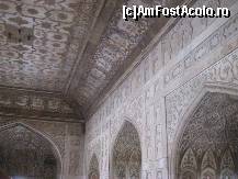 [P10] peretii interiori ai camerei lui Shah Jahan » foto by ghecamelia
 - 
<span class="allrVoted glyphicon glyphicon-heart hidden" id="av121180"></span>
<a class="m-l-10 hidden" id="sv121180" onclick="voting_Foto_DelVot(,121180,7081)" role="button">șterge vot <span class="glyphicon glyphicon-remove"></span></a>
<a id="v9121180" class=" c-red"  onclick="voting_Foto_SetVot(121180)" role="button"><span class="glyphicon glyphicon-heart-empty"></span> <b>LIKE</b> = Votează poza</a> <img class="hidden"  id="f121180W9" src="/imagini/loader.gif" border="0" /><span class="AjErrMes hidden" id="e121180ErM"></span>