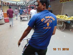 [P10] baiatul care ne-a plimbat cu ricsa bicicleta » foto by Yolanda
 - 
<span class="allrVoted glyphicon glyphicon-heart hidden" id="av1148323"></span>
<a class="m-l-10 hidden" id="sv1148323" onclick="voting_Foto_DelVot(,1148323,7091)" role="button">șterge vot <span class="glyphicon glyphicon-remove"></span></a>
<a id="v91148323" class=" c-red"  onclick="voting_Foto_SetVot(1148323)" role="button"><span class="glyphicon glyphicon-heart-empty"></span> <b>LIKE</b> = Votează poza</a> <img class="hidden"  id="f1148323W9" src="/imagini/loader.gif" border="0" /><span class="AjErrMes hidden" id="e1148323ErM"></span>