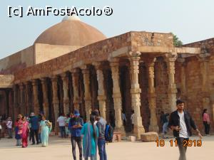[P29] complexul Qutub Minar » foto by Yolanda
 - 
<span class="allrVoted glyphicon glyphicon-heart hidden" id="av1148342"></span>
<a class="m-l-10 hidden" id="sv1148342" onclick="voting_Foto_DelVot(,1148342,7091)" role="button">șterge vot <span class="glyphicon glyphicon-remove"></span></a>
<a id="v91148342" class=" c-red"  onclick="voting_Foto_SetVot(1148342)" role="button"><span class="glyphicon glyphicon-heart-empty"></span> <b>LIKE</b> = Votează poza</a> <img class="hidden"  id="f1148342W9" src="/imagini/loader.gif" border="0" /><span class="AjErrMes hidden" id="e1148342ErM"></span>