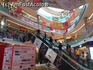 [P34] mall Ambiance » foto by Yolanda
 - 
<span class="allrVoted glyphicon glyphicon-heart hidden" id="av1148347"></span>
<a class="m-l-10 hidden" id="sv1148347" onclick="voting_Foto_DelVot(,1148347,7091)" role="button">șterge vot <span class="glyphicon glyphicon-remove"></span></a>
<a id="v91148347" class=" c-red"  onclick="voting_Foto_SetVot(1148347)" role="button"><span class="glyphicon glyphicon-heart-empty"></span> <b>LIKE</b> = Votează poza</a> <img class="hidden"  id="f1148347W9" src="/imagini/loader.gif" border="0" /><span class="AjErrMes hidden" id="e1148347ErM"></span>