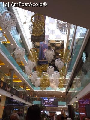 [P36] mall Ambiance » foto by Yolanda
 - 
<span class="allrVoted glyphicon glyphicon-heart hidden" id="av1148349"></span>
<a class="m-l-10 hidden" id="sv1148349" onclick="voting_Foto_DelVot(,1148349,7091)" role="button">șterge vot <span class="glyphicon glyphicon-remove"></span></a>
<a id="v91148349" class=" c-red"  onclick="voting_Foto_SetVot(1148349)" role="button"><span class="glyphicon glyphicon-heart-empty"></span> <b>LIKE</b> = Votează poza</a> <img class="hidden"  id="f1148349W9" src="/imagini/loader.gif" border="0" /><span class="AjErrMes hidden" id="e1148349ErM"></span>