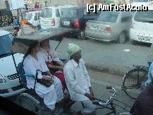 [P38] Pe strazile din Jaipur- taxi din ultima colectie de decapotabile » foto by cristina65
 - 
<span class="allrVoted glyphicon glyphicon-heart hidden" id="av276556"></span>
<a class="m-l-10 hidden" id="sv276556" onclick="voting_Foto_DelVot(,276556,7099)" role="button">șterge vot <span class="glyphicon glyphicon-remove"></span></a>
<a id="v9276556" class=" c-red"  onclick="voting_Foto_SetVot(276556)" role="button"><span class="glyphicon glyphicon-heart-empty"></span> <b>LIKE</b> = Votează poza</a> <img class="hidden"  id="f276556W9" src="/imagini/loader.gif" border="0" /><span class="AjErrMes hidden" id="e276556ErM"></span>