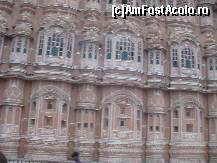 [P08] Hawa Mahal - Palatul vanturilor » foto by ghecamelia
 - 
<span class="allrVoted glyphicon glyphicon-heart hidden" id="av121919"></span>
<a class="m-l-10 hidden" id="sv121919" onclick="voting_Foto_DelVot(,121919,7099)" role="button">șterge vot <span class="glyphicon glyphicon-remove"></span></a>
<a id="v9121919" class=" c-red"  onclick="voting_Foto_SetVot(121919)" role="button"><span class="glyphicon glyphicon-heart-empty"></span> <b>LIKE</b> = Votează poza</a> <img class="hidden"  id="f121919W9" src="/imagini/loader.gif" border="0" /><span class="AjErrMes hidden" id="e121919ErM"></span>