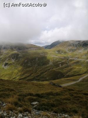 [P08] Șoseaua din vârful Transalpina » foto by nelu73
 - 
<span class="allrVoted glyphicon glyphicon-heart hidden" id="av1253476"></span>
<a class="m-l-10 hidden" id="sv1253476" onclick="voting_Foto_DelVot(,1253476,7149)" role="button">șterge vot <span class="glyphicon glyphicon-remove"></span></a>
<a id="v91253476" class=" c-red"  onclick="voting_Foto_SetVot(1253476)" role="button"><span class="glyphicon glyphicon-heart-empty"></span> <b>LIKE</b> = Votează poza</a> <img class="hidden"  id="f1253476W9" src="/imagini/loader.gif" border="0" /><span class="AjErrMes hidden" id="e1253476ErM"></span>