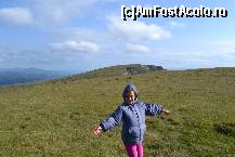 [P09] Muntele, norii și fiica mea ”Pe aripile vântului” » foto by sigcristina
 - 
<span class="allrVoted glyphicon glyphicon-heart hidden" id="av446488"></span>
<a class="m-l-10 hidden" id="sv446488" onclick="voting_Foto_DelVot(,446488,7149)" role="button">șterge vot <span class="glyphicon glyphicon-remove"></span></a>
<a id="v9446488" class=" c-red"  onclick="voting_Foto_SetVot(446488)" role="button"><span class="glyphicon glyphicon-heart-empty"></span> <b>LIKE</b> = Votează poza</a> <img class="hidden"  id="f446488W9" src="/imagini/loader.gif" border="0" /><span class="AjErrMes hidden" id="e446488ErM"></span>