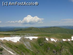 [P02] Pe Transalpina - era destul de rece, din moment ce încă era zăpadă » foto by RoxanaGRS
 - 
<span class="allrVoted glyphicon glyphicon-heart hidden" id="av1245177"></span>
<a class="m-l-10 hidden" id="sv1245177" onclick="voting_Foto_DelVot(,1245177,7149)" role="button">șterge vot <span class="glyphicon glyphicon-remove"></span></a>
<a id="v91245177" class=" c-red"  onclick="voting_Foto_SetVot(1245177)" role="button"><span class="glyphicon glyphicon-heart-empty"></span> <b>LIKE</b> = Votează poza</a> <img class="hidden"  id="f1245177W9" src="/imagini/loader.gif" border="0" /><span class="AjErrMes hidden" id="e1245177ErM"></span>
