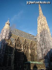 [P01] Stephansdom -vedere exterioara » foto by Traveller
 - 
<span class="allrVoted glyphicon glyphicon-heart hidden" id="av60122"></span>
<a class="m-l-10 hidden" id="sv60122" onclick="voting_Foto_DelVot(,60122,7265)" role="button">șterge vot <span class="glyphicon glyphicon-remove"></span></a>
<a id="v960122" class=" c-red"  onclick="voting_Foto_SetVot(60122)" role="button"><span class="glyphicon glyphicon-heart-empty"></span> <b>LIKE</b> = Votează poza</a> <img class="hidden"  id="f60122W9" src="/imagini/loader.gif" border="0" /><span class="AjErrMes hidden" id="e60122ErM"></span>