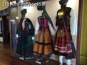 [P18] Costume tradiționale din regiunea Plovdiv » foto by crismis
 - 
<span class="allrVoted glyphicon glyphicon-heart hidden" id="av1088381"></span>
<a class="m-l-10 hidden" id="sv1088381" onclick="voting_Foto_DelVot(,1088381,7278)" role="button">șterge vot <span class="glyphicon glyphicon-remove"></span></a>
<a id="v91088381" class=" c-red"  onclick="voting_Foto_SetVot(1088381)" role="button"><span class="glyphicon glyphicon-heart-empty"></span> <b>LIKE</b> = Votează poza</a> <img class="hidden"  id="f1088381W9" src="/imagini/loader.gif" border="0" /><span class="AjErrMes hidden" id="e1088381ErM"></span>