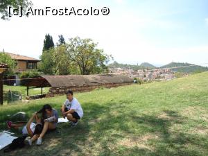 [P16] din centrul vechi ajungi direct in cetate... si aici e plin de artisti » foto by buterfly*
 - 
<span class="allrVoted glyphicon glyphicon-heart hidden" id="av861875"></span>
<a class="m-l-10 hidden" id="sv861875" onclick="voting_Foto_DelVot(,861875,7278)" role="button">șterge vot <span class="glyphicon glyphicon-remove"></span></a>
<a id="v9861875" class=" c-red"  onclick="voting_Foto_SetVot(861875)" role="button"><span class="glyphicon glyphicon-heart-empty"></span> <b>LIKE</b> = Votează poza</a> <img class="hidden"  id="f861875W9" src="/imagini/loader.gif" border="0" /><span class="AjErrMes hidden" id="e861875ErM"></span>