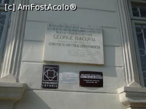 [P03] Remarcăm informațiile afișate pe peretele dinspre stradă. Locuința a fost declarată ”monument istoric”.  » foto by Floryn81
 - 
<span class="allrVoted glyphicon glyphicon-heart hidden" id="av810738"></span>
<a class="m-l-10 hidden" id="sv810738" onclick="voting_Foto_DelVot(,810738,7361)" role="button">șterge vot <span class="glyphicon glyphicon-remove"></span></a>
<a id="v9810738" class=" c-red"  onclick="voting_Foto_SetVot(810738)" role="button"><span class="glyphicon glyphicon-heart-empty"></span> <b>LIKE</b> = Votează poza</a> <img class="hidden"  id="f810738W9" src="/imagini/loader.gif" border="0" /><span class="AjErrMes hidden" id="e810738ErM"></span>