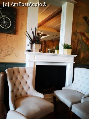[P12] Restaurant Ego 1 » foto by crismis
 - 
<span class="allrVoted glyphicon glyphicon-heart hidden" id="av1314733"></span>
<a class="m-l-10 hidden" id="sv1314733" onclick="voting_Foto_DelVot(,1314733,7373)" role="button">șterge vot <span class="glyphicon glyphicon-remove"></span></a>
<a id="v91314733" class=" c-red"  onclick="voting_Foto_SetVot(1314733)" role="button"><span class="glyphicon glyphicon-heart-empty"></span> <b>LIKE</b> = Votează poza</a> <img class="hidden"  id="f1314733W9" src="/imagini/loader.gif" border="0" /><span class="AjErrMes hidden" id="e1314733ErM"></span>