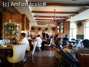 [P14] Restaurant Ego 1 » foto by crismis
 - 
<span class="allrVoted glyphicon glyphicon-heart hidden" id="av1314735"></span>
<a class="m-l-10 hidden" id="sv1314735" onclick="voting_Foto_DelVot(,1314735,7373)" role="button">șterge vot <span class="glyphicon glyphicon-remove"></span></a>
<a id="v91314735" class=" c-red"  onclick="voting_Foto_SetVot(1314735)" role="button"><span class="glyphicon glyphicon-heart-empty"></span> <b>LIKE</b> = Votează poza</a> <img class="hidden"  id="f1314735W9" src="/imagini/loader.gif" border="0" /><span class="AjErrMes hidden" id="e1314735ErM"></span>