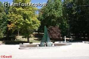 [P32] Veliki park și Memorialul copiilor uciși în timpul asediului orașului Sarajevo » foto by Costi
 - 
<span class="allrVoted glyphicon glyphicon-heart hidden" id="av766562"></span>
<a class="m-l-10 hidden" id="sv766562" onclick="voting_Foto_DelVot(,766562,7376)" role="button">șterge vot <span class="glyphicon glyphicon-remove"></span></a>
<a id="v9766562" class=" c-red"  onclick="voting_Foto_SetVot(766562)" role="button"><span class="glyphicon glyphicon-heart-empty"></span> <b>LIKE</b> = Votează poza</a> <img class="hidden"  id="f766562W9" src="/imagini/loader.gif" border="0" /><span class="AjErrMes hidden" id="e766562ErM"></span>