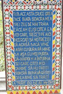 [P19] Mesajul în detaliu de pe crucea ”cu soacra”.  » foto by Utube
 - 
<span class="allrVoted glyphicon glyphicon-heart hidden" id="av381578"></span>
<a class="m-l-10 hidden" id="sv381578" onclick="voting_Foto_DelVot(,381578,7494)" role="button">șterge vot <span class="glyphicon glyphicon-remove"></span></a>
<a id="v9381578" class=" c-red"  onclick="voting_Foto_SetVot(381578)" role="button"><span class="glyphicon glyphicon-heart-empty"></span> <b>LIKE</b> = Votează poza</a> <img class="hidden"  id="f381578W9" src="/imagini/loader.gif" border="0" /><span class="AjErrMes hidden" id="e381578ErM"></span>