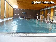 [P02] Piscina in interior cu bar » foto by Nicu
 - 
<span class="allrVoted glyphicon glyphicon-heart hidden" id="av334318"></span>
<a class="m-l-10 hidden" id="sv334318" onclick="voting_Foto_DelVot(,334318,7507)" role="button">șterge vot <span class="glyphicon glyphicon-remove"></span></a>
<a id="v9334318" class=" c-red"  onclick="voting_Foto_SetVot(334318)" role="button"><span class="glyphicon glyphicon-heart-empty"></span> <b>LIKE</b> = Votează poza</a> <img class="hidden"  id="f334318W9" src="/imagini/loader.gif" border="0" /><span class="AjErrMes hidden" id="e334318ErM"></span>