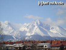 [P05] Slovacia -AquaCity Poprad. Muntii Tatra. Poza facuta de pe balcon. » foto by popescu.borsa*
 - 
<span class="allrVoted glyphicon glyphicon-heart hidden" id="av155068"></span>
<a class="m-l-10 hidden" id="sv155068" onclick="voting_Foto_DelVot(,155068,7507)" role="button">șterge vot <span class="glyphicon glyphicon-remove"></span></a>
<a id="v9155068" class=" c-red"  onclick="voting_Foto_SetVot(155068)" role="button"><span class="glyphicon glyphicon-heart-empty"></span> <b>LIKE</b> = Votează poza</a> <img class="hidden"  id="f155068W9" src="/imagini/loader.gif" border="0" /><span class="AjErrMes hidden" id="e155068ErM"></span>