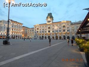 [P03] Piazza dell'Unità d'Italia spre seară.  » foto by mugur_c
 - 
<span class="allrVoted glyphicon glyphicon-heart hidden" id="av780463"></span>
<a class="m-l-10 hidden" id="sv780463" onclick="voting_Foto_DelVot(,780463,7511)" role="button">șterge vot <span class="glyphicon glyphicon-remove"></span></a>
<a id="v9780463" class=" c-red"  onclick="voting_Foto_SetVot(780463)" role="button"><span class="glyphicon glyphicon-heart-empty"></span> <b>LIKE</b> = Votează poza</a> <img class="hidden"  id="f780463W9" src="/imagini/loader.gif" border="0" /><span class="AjErrMes hidden" id="e780463ErM"></span>