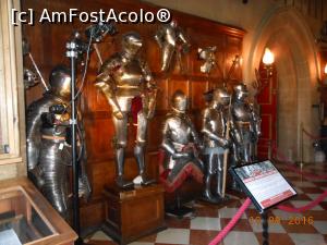 [P19] Warwick Castle - Armuri și tot felul de arme în sala mare.  » foto by iulianic
 - 
<span class="allrVoted glyphicon glyphicon-heart hidden" id="av808924"></span>
<a class="m-l-10 hidden" id="sv808924" onclick="voting_Foto_DelVot(,808924,7515)" role="button">șterge vot <span class="glyphicon glyphicon-remove"></span></a>
<a id="v9808924" class=" c-red"  onclick="voting_Foto_SetVot(808924)" role="button"><span class="glyphicon glyphicon-heart-empty"></span> <b>LIKE</b> = Votează poza</a> <img class="hidden"  id="f808924W9" src="/imagini/loader.gif" border="0" /><span class="AjErrMes hidden" id="e808924ErM"></span>