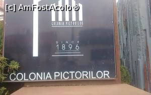 [P15] Colonia Pictorilor, pe Strada Victoriei » foto by Mioritik
 - 
<span class="allrVoted glyphicon glyphicon-heart hidden" id="av1361854"></span>
<a class="m-l-10 hidden" id="sv1361854" onclick="voting_Foto_DelVot(,1361854,7527)" role="button">șterge vot <span class="glyphicon glyphicon-remove"></span></a>
<a id="v91361854" class=" c-red"  onclick="voting_Foto_SetVot(1361854)" role="button"><span class="glyphicon glyphicon-heart-empty"></span> <b>LIKE</b> = Votează poza</a> <img class="hidden"  id="f1361854W9" src="/imagini/loader.gif" border="0" /><span class="AjErrMes hidden" id="e1361854ErM"></span>