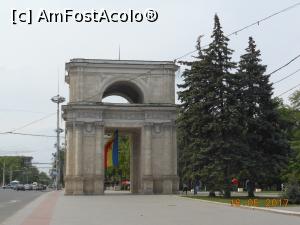 [P17] Între Prut și Nistru - Chișinău, Arcul de Triumf.  » foto by iulianic
 - 
<span class="allrVoted glyphicon glyphicon-heart hidden" id="av856394"></span>
<a class="m-l-10 hidden" id="sv856394" onclick="voting_Foto_DelVot(,856394,7530)" role="button">șterge vot <span class="glyphicon glyphicon-remove"></span></a>
<a id="v9856394" class=" c-red"  onclick="voting_Foto_SetVot(856394)" role="button"><span class="glyphicon glyphicon-heart-empty"></span> <b>LIKE</b> = Votează poza</a> <img class="hidden"  id="f856394W9" src="/imagini/loader.gif" border="0" /><span class="AjErrMes hidden" id="e856394ErM"></span>