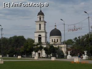 [P18] Între Prut și Nistru - Chișinău, Catedrala și clopotnița.  » foto by iulianic
 - 
<span class="allrVoted glyphicon glyphicon-heart hidden" id="av856395"></span>
<a class="m-l-10 hidden" id="sv856395" onclick="voting_Foto_DelVot(,856395,7530)" role="button">șterge vot <span class="glyphicon glyphicon-remove"></span></a>
<a id="v9856395" class=" c-red"  onclick="voting_Foto_SetVot(856395)" role="button"><span class="glyphicon glyphicon-heart-empty"></span> <b>LIKE</b> = Votează poza</a> <img class="hidden"  id="f856395W9" src="/imagini/loader.gif" border="0" /><span class="AjErrMes hidden" id="e856395ErM"></span>