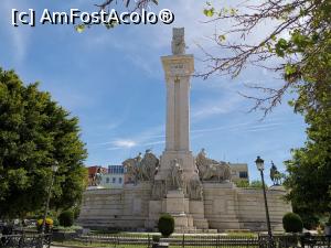 [P33] Monumentul spectaculos din Piața Spaniei din Cádiz.  » foto by Aurici
 - 
<span class="allrVoted glyphicon glyphicon-heart hidden" id="av1100148"></span>
<a class="m-l-10 hidden" id="sv1100148" onclick="voting_Foto_DelVot(,1100148,7560)" role="button">șterge vot <span class="glyphicon glyphicon-remove"></span></a>
<a id="v91100148" class=" c-red"  onclick="voting_Foto_SetVot(1100148)" role="button"><span class="glyphicon glyphicon-heart-empty"></span> <b>LIKE</b> = Votează poza</a> <img class="hidden"  id="f1100148W9" src="/imagini/loader.gif" border="0" /><span class="AjErrMes hidden" id="e1100148ErM"></span>