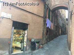 [P38] Străduțe Siena.  » foto by Aurici
 - 
<span class="allrVoted glyphicon glyphicon-heart hidden" id="av1089150"></span>
<a class="m-l-10 hidden" id="sv1089150" onclick="voting_Foto_DelVot(,1089150,7576)" role="button">șterge vot <span class="glyphicon glyphicon-remove"></span></a>
<a id="v91089150" class=" c-red"  onclick="voting_Foto_SetVot(1089150)" role="button"><span class="glyphicon glyphicon-heart-empty"></span> <b>LIKE</b> = Votează poza</a> <img class="hidden"  id="f1089150W9" src="/imagini/loader.gif" border="0" /><span class="AjErrMes hidden" id="e1089150ErM"></span>
