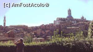 P01 [SEP-2016] Panorama Sienei, cu Duomo şi Torre del Mangia, văzută din apropiere de Chiesa de San Domenico. 